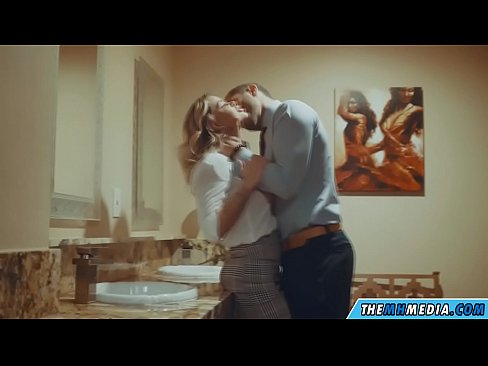 ❤️ Кад те прсата плавуша заведе у јавном тоалету ❤ Порно на sr.yespornpics.ru